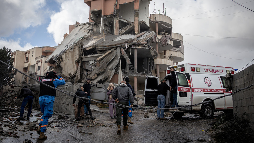 Israel continues invasion of Lebanon as Gulf states report no strikes (VIDEOS/PHOTOS)