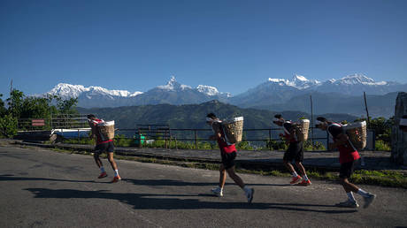 Estafa de rescate en helicóptero expuesta en Nepal