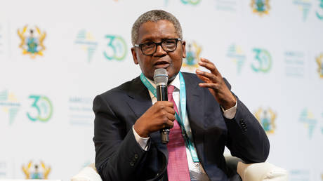 Africa&rsquo;s richest man offers fuel relief