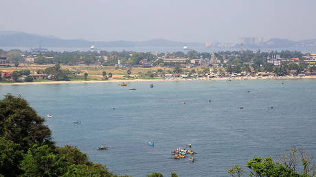 India and Sri Lanka discuss proposed oil pipeline