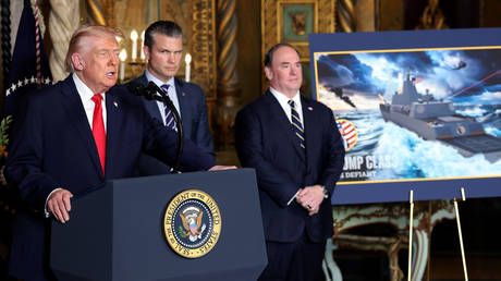 Trump fired navy secretary after ‘Golden Fleet’ failure – NYT