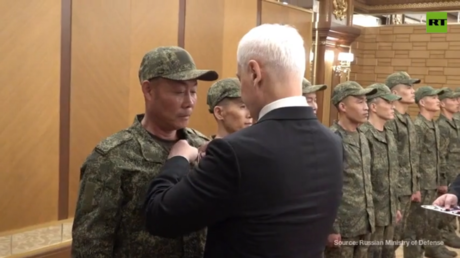 Russian defense minister decorates North Korean troops (VIDEOS)