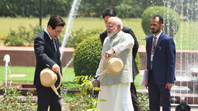 India and South Korea set $50 billion trade target