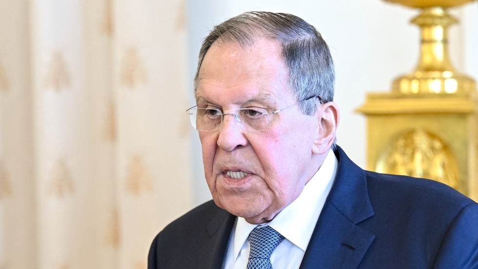 Lavrov delivers brutal put-down of EU demand — RT Russia & Former Soviet Union