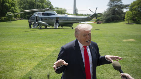 Trump announces new tariffs against EU