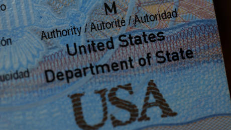US &lsquo;deep state&rsquo; flouting citizenship law behind Trump&rsquo;s back &ndash; Zakharova (FULL OP-ED)