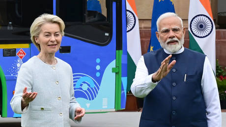 EU names deadline for &lsquo;mother of all deals&rsquo;
