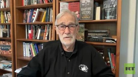Putin playing &lsquo;long game&rsquo; with European NATO states &ndash; ex-CIA analyst (VIDEO)