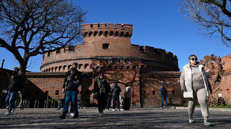 Kremlin responds to &lsquo;borderline crazy&rsquo; threat from NATO state