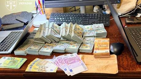 Ukrainian police bosses detained in porn probe (PHOTOS)