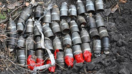 Two civilians killed in Kiev&rsquo;s latest attacks on Russian border regions