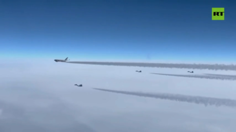 WATCH fighter jets escort Putin&rsquo;s plane into Kazakhstan