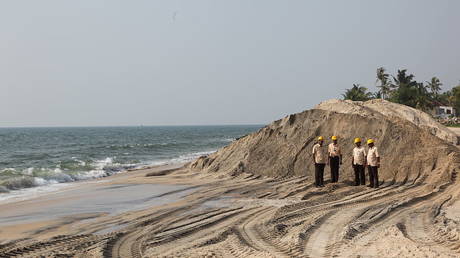India and Russia sign pacts to develop rare earths