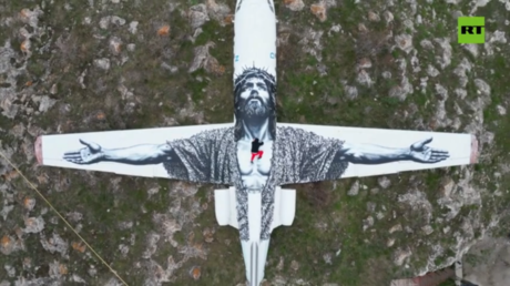 WATCH abandoned Soviet jet turned into giant image of Christ (VIDEO)