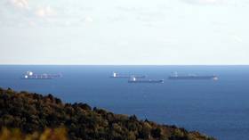US extends Russian oil waiver