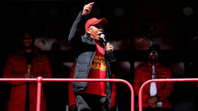 South African opposition leader defends migrants