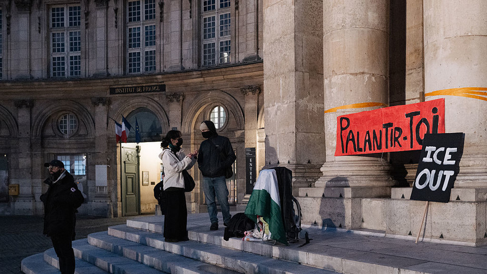 France's DGSI Dumps Palantir for French Software