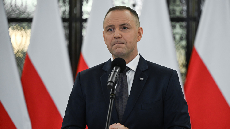 Poland’s ‘pain threshold’ broke after Zelensky’s tribute to Nazi collaborators – president (VIDEO)