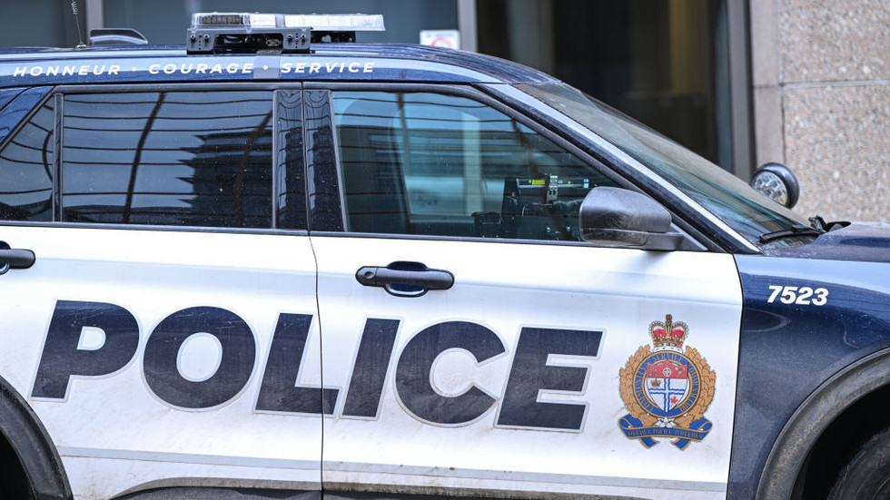 Canadian police chief warns officers against using databases to look up women