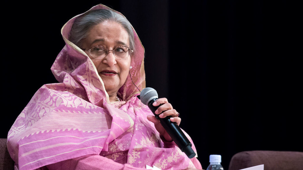 Ousted PM vows to return to Bangladesh despite death sentence