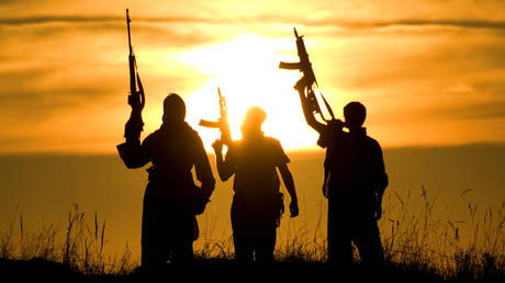 Islamic State-linked militants kill 21 in DR Congo