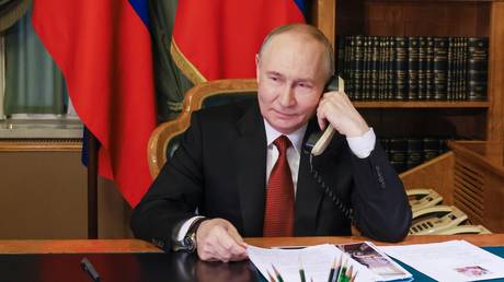 Putin holds phone call with Trump - Kremlin