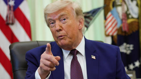 Trump praises Putin and Xi over Iran peace deal