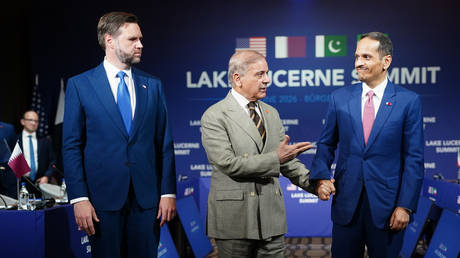 US Vice President J.D. Vance, Pakistani PM Shehbaz Sharif, and Qatari PM Sheikh Mohammed bin Abdulrahman bin Jassim Al-Thani at a meeting between the US, Iran, Pakistan, and Qatar at the Buergenstock Resort, Switzerland, June 21, 2026.