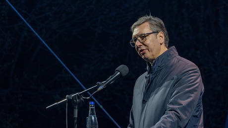 Serbia’s Vucic announces his resignation