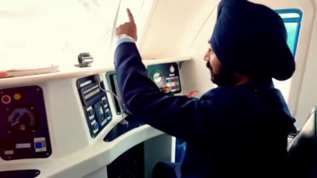 India’s new hydrogen train is a different beast (VIDEO)