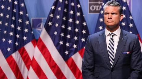 Senate Democrats grill Hegseth as he seeks more funding for Iran war (VIDEOS)