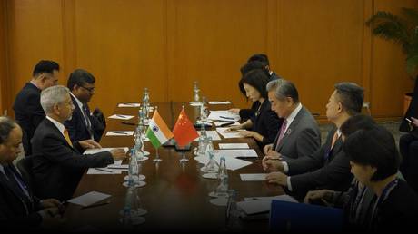 India-China ties valuable for multi-polar world – foreign minister