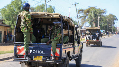 Border blast kills five Kenyan officers