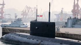 Russian and Chinese warships hold joint drills (VIDEO)