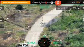 Ukrainian FPV drone hits civilians evacuating Konstantinovka (VIDEO)