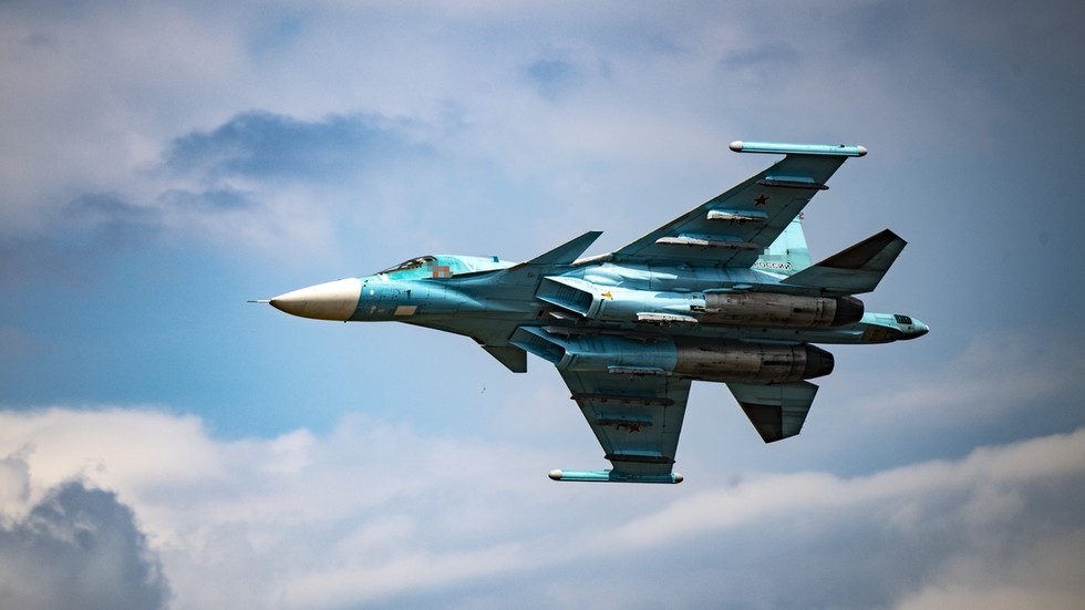 rt.com - RT - Russia's Defense Ministry lists military plants hit in Kiev barrage
