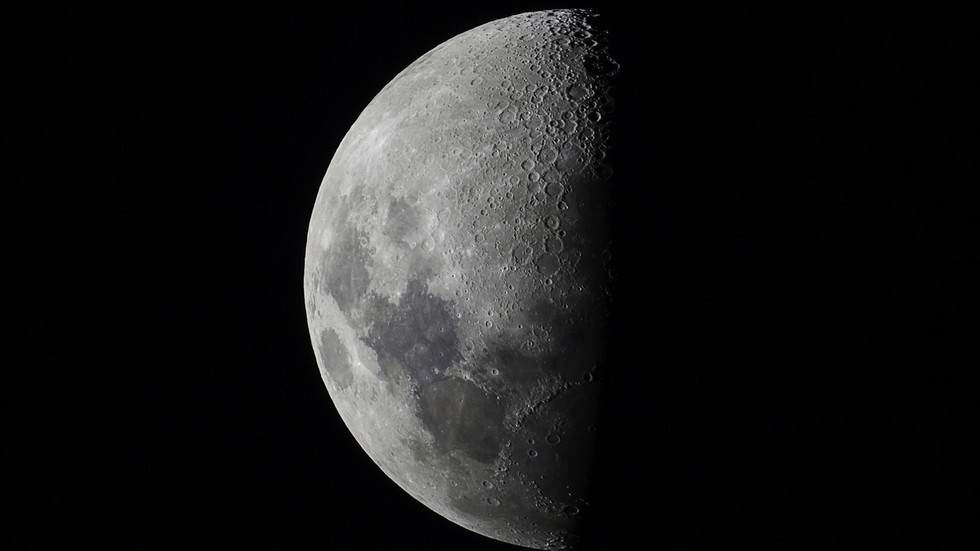 SpaceX rocket stage crashes into Moon