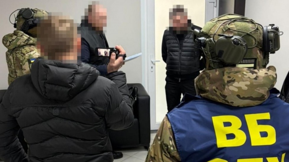 rt.com - RT - Ukrainian prosecutors list corrupt air force logistics commander's real estate
