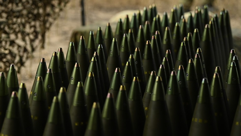 Ukraine-linked ammo plant blows up in Italy (VIDEOS)