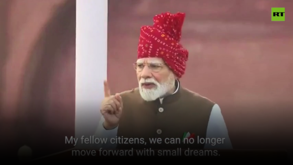 ‘We can no longer move towards small dreams’: Modi’s message to India on Independence Day (VIDEO)