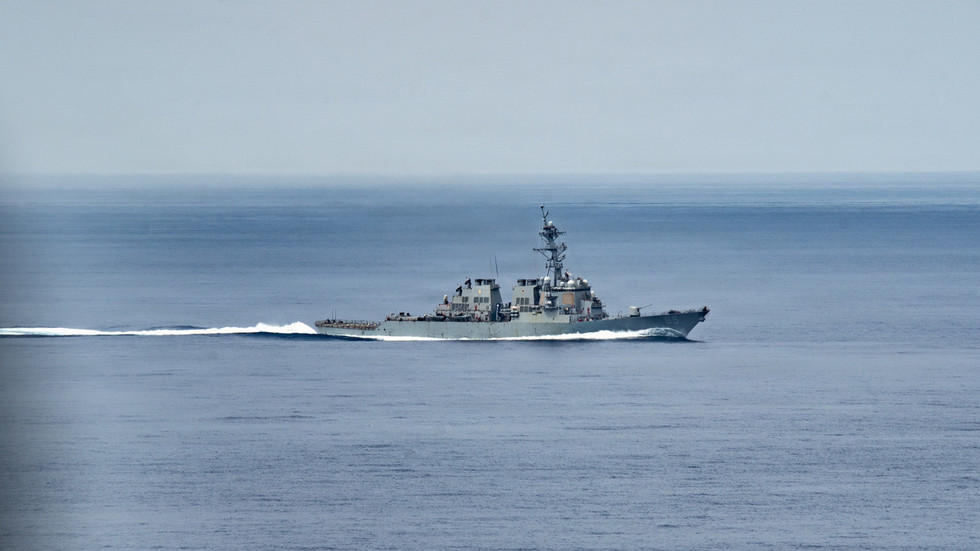 US warship loses power and toilets in South China Sea – CNN