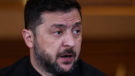 Zelensky orders Ukrainian ambassadors to spy on hosts (VIDEO)