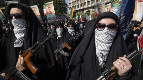 Iran places $30,000 bounty on US soldiers