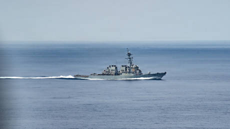 US warship loses power and toilets in South China Sea  CNN