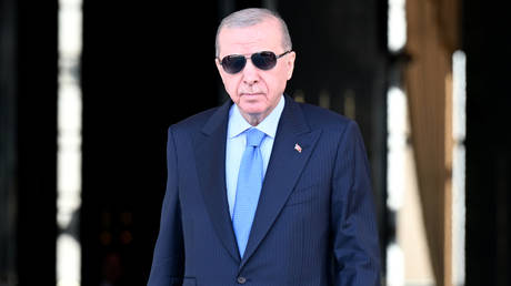 Netanyahu brands Erdogan ‘antisemitic dictator’ after Türkiye’s Interpol plea