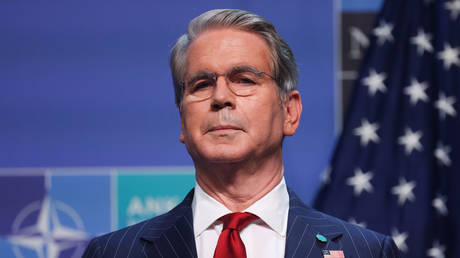 US threatens Iran with ‘financial violence’