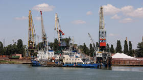 Russia strikes Ukrainian Danube port rail hub – MOD