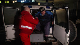 Ukrainian press gang conscripts Red Cross driver during evacuation (VIDEO)
