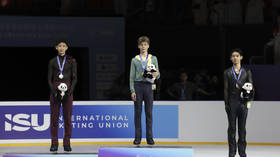 Russian skaters sweep golds on international comeback (VIDEOS)