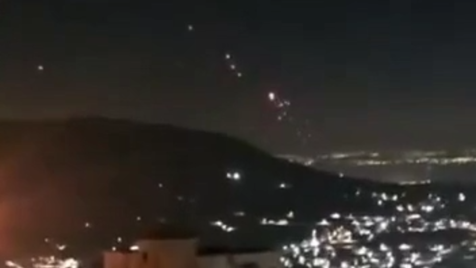 Iran retaliates after US strikes on oil tankers (VIDEOS)